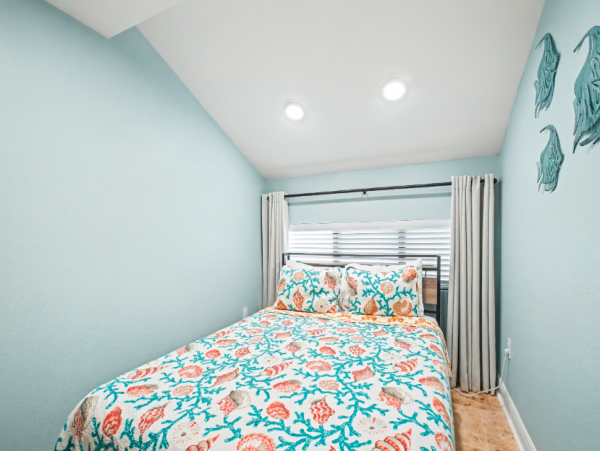 Pensacola Beach Condo With Gulf Views And Pool Access